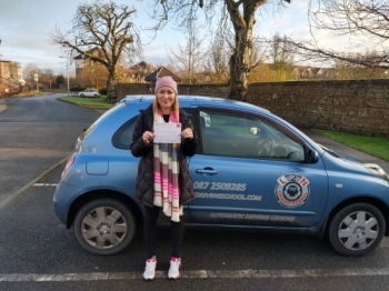 Congratulations to Julia Eduardova on passing her test first time today at the Castlemungret test centre. Julia worked hard, got up to standard and passed today no problem. Well done Julia, that´s great stuff